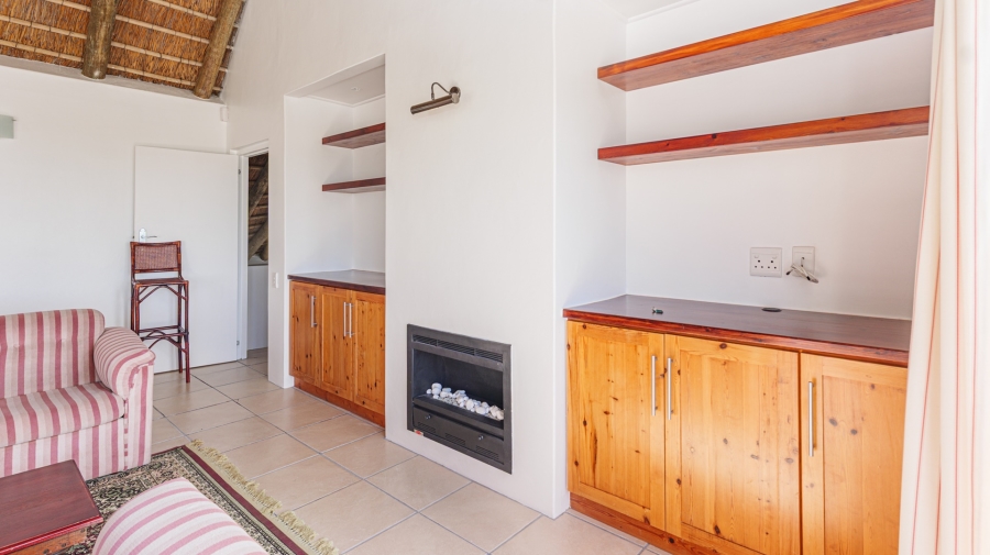 5 Bedroom Property for Sale in Struisbaai Western Cape